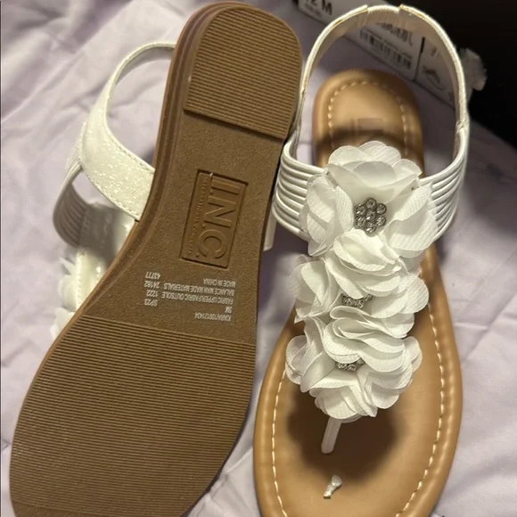 INC International Concepts White and Tan Sandals - Picture 2 of 5